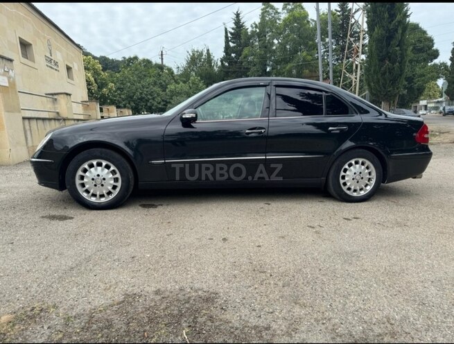 Mercedes E 280 2006, 389,000 km - 3.0 l - Astara