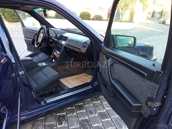 Mercedes C 180 1995, 325,623 km - 1.8 l - Bakı