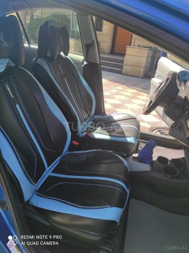 Toyota Prius C 2013, 247,839 km - 1.5 л - Bakı