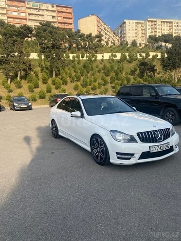 Mercedes C 250-13