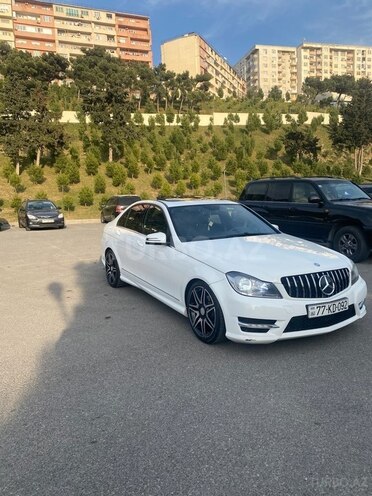Mercedes C 250-10