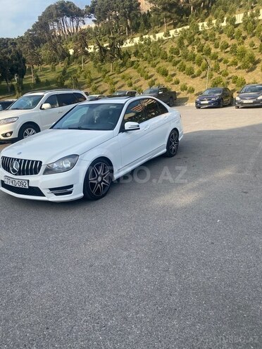 Mercedes C 250-11