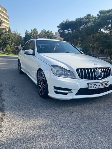 Mercedes C 250-1