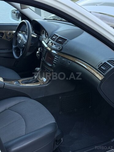 Mercedes E 230 2008, 245,000 km - 2.5 l - Bakı