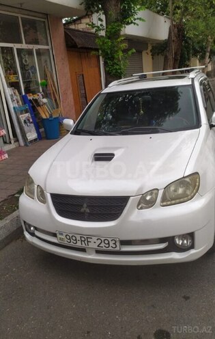 Mitsubishi Airtrek 2004, 256,838 km - 2.0 l - Göygöl