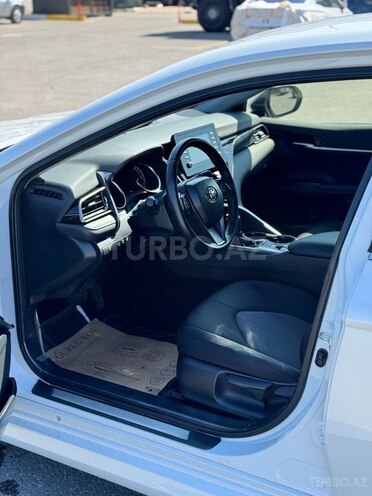 Toyota Camry 2022, 26,000 km - 2.5 л - Bakı