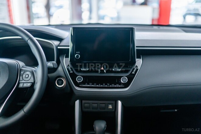 Toyota Corolla Cross-11