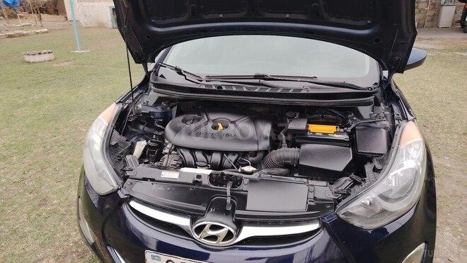 Hyundai Elantra 2013, 285,000 km - 1.8 l - Bakı
