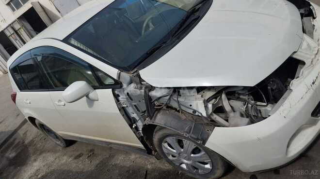 Nissan Tiida 2011, 61,766 km - 1.5 l - Bakı