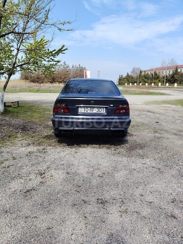BMW 528 1997, 456,000 km - 2.8 л - Kürdəmir
