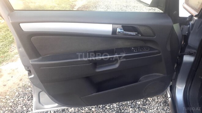 Opel Zafira 2005, 320,000 km - 1.9 l - Bakı