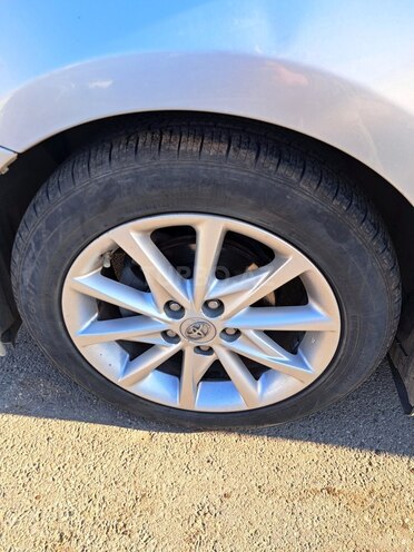 Toyota Prius V 2013, 123,200 km - 1.8 l - Bakı