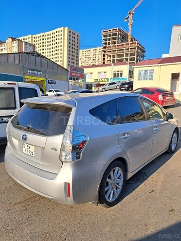 Toyota Prius V 2013, 123,200 km - 1.8 l - Bakı