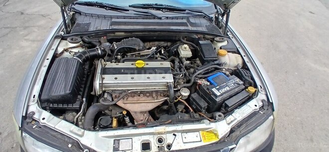 Opel Vectra 1996, 225,853 km - 2.0 l - Qazax