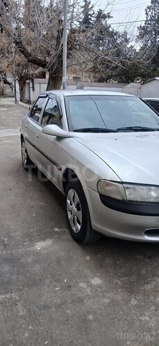 Opel Vectra 1996, 225,853 km - 2.0 l - Qazax