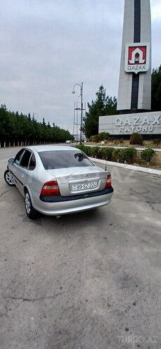 Opel Vectra 1996, 225,853 km - 2.0 l - Qazax