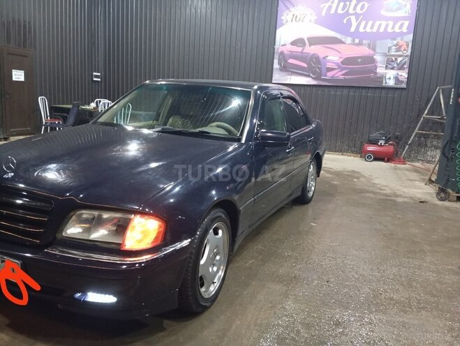 Mercedes C 230 1997, 290,000 km - 2.3 л - Tovuz