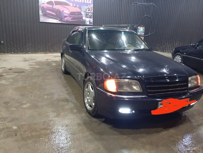 Mercedes C 230 1997, 290,000 km - 2.3 л - Tovuz