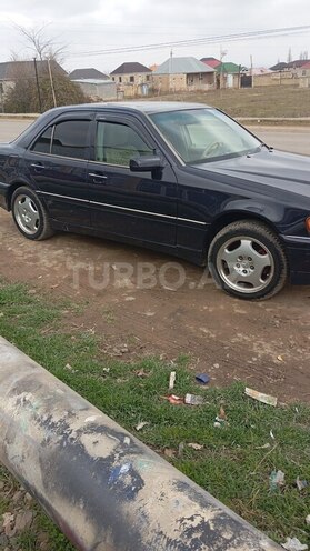 Mercedes C 230 1997, 290,000 km - 2.3 л - Tovuz