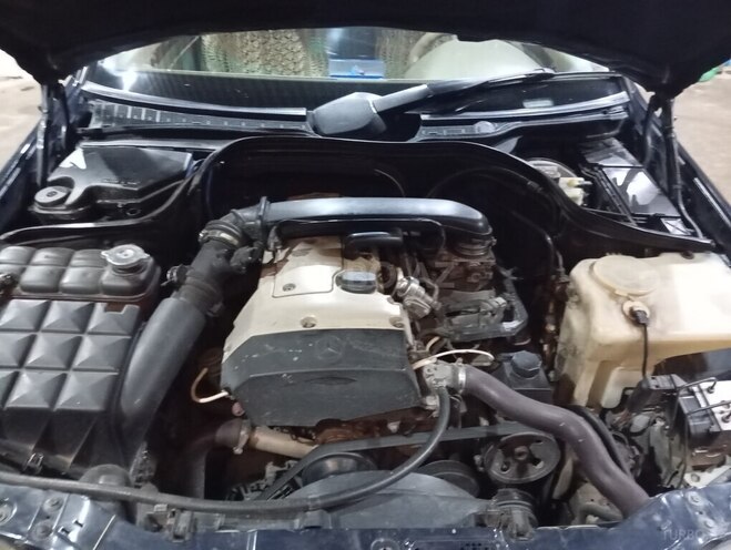 Mercedes C 230 1997, 290,000 km - 2.3 л - Tovuz
