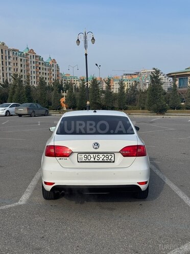 Volkswagen Jetta 2013, 236,655 km - 2.0 l - Sumqayıt