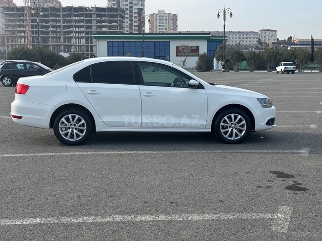 Volkswagen Jetta 2013, 236,655 km - 2.0 l - Sumqayıt