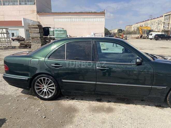 Mercedes E 270 2000, 223,931 km - 2.7 l - Sumqayıt