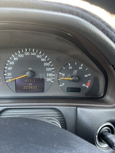 Mercedes E 270 2000, 223,931 km - 2.7 l - Sumqayıt
