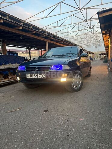Opel Astra 1994, 253,000 km - 1.6 l - Quba
