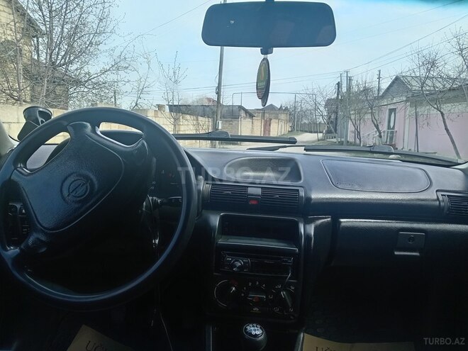 Opel Astra 1994, 253,000 km - 1.6 l - Quba
