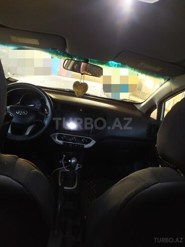 Kia Rio 2015, 243,011 km - 1.6 l - Bakı