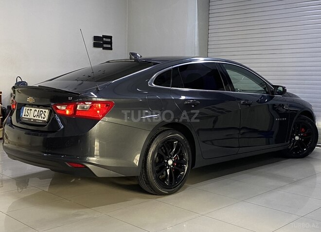 Chevrolet Malibu-12