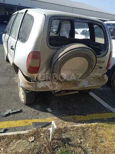 Chevrolet Niva 2004, 100,000 km - 1.7 л - Zərdab