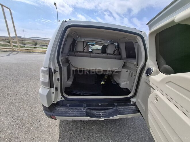 Mitsubishi Pajero 2008, 251,841 km - 3.0 л - Sumqayıt