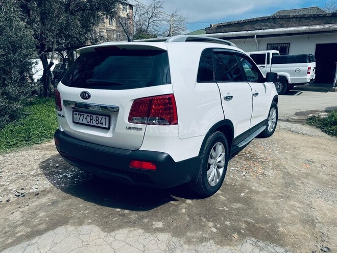Kia Sorento 2010, 196,900 km - 2.0 l - Bakı