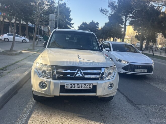 Mitsubishi Pajero 2008, 210,000 km - 3.0 l - Bakı