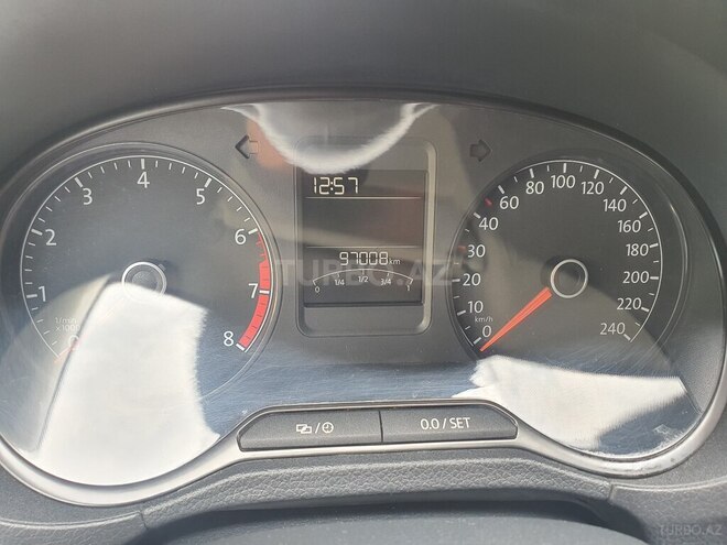 Volkswagen Polo 2018, 97,000 km - 1.6 l - Bakı