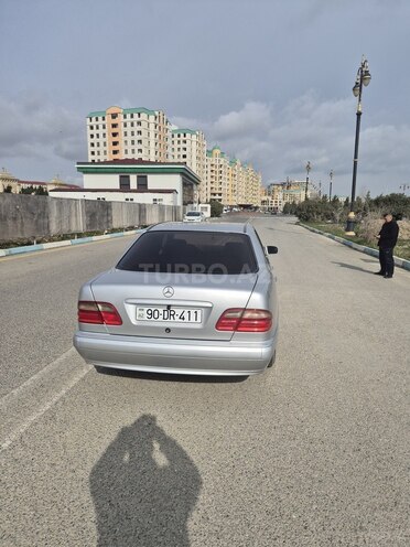 Mercedes E 200 2000, 570,000 km - 2.0 л - Bakı