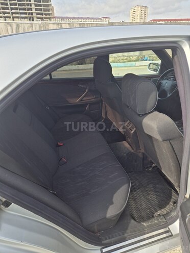 Mercedes E 200 2000, 570,000 km - 2.0 л - Bakı