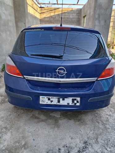Opel Astra 2004, 28,000 km - 1.4 l - Salyan