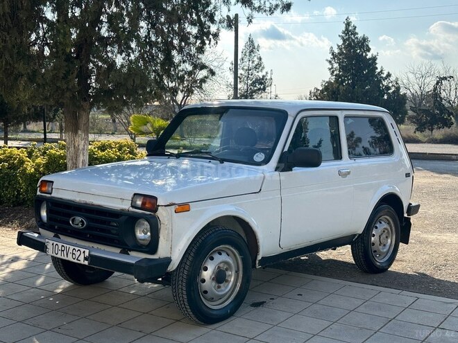 LADA (VAZ) Niva 2006, 150,000 km - 1.7 л - Salyan