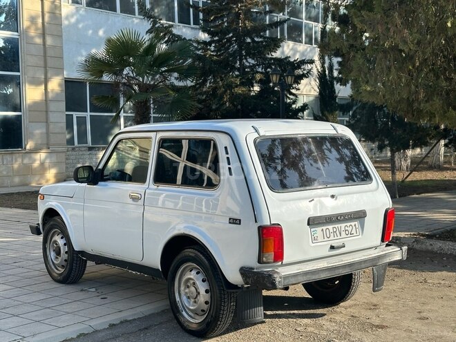 LADA (VAZ) Niva 2006, 150,000 km - 1.7 л - Salyan