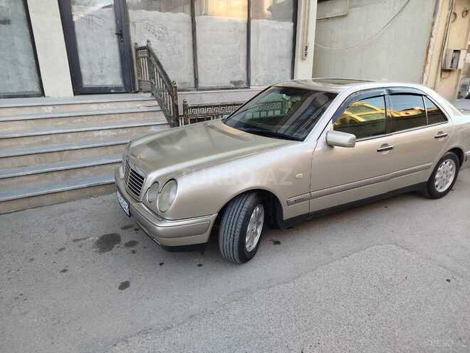 Mercedes E 230 1996, 398,000 km - 2.3 л - Bakı