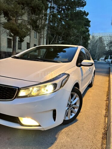 Kia K3 2016, 235,000 km - 1.6 l - Bakı