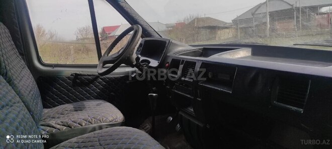 GAZ 33021 1997, 200,000 km - 2.4 l - Tovuz