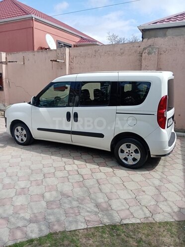 Fiat Doblo 2010, 378,000 km - 1.3 л - Bakı