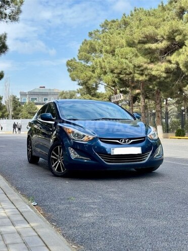 Hyundai Elantra 2015, 74,000 km - 1.8 л - Bakı