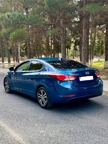 Hyundai Elantra 2015, 74,000 km - 1.8 л - Bakı