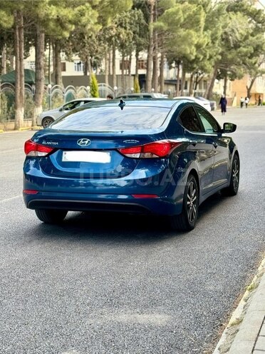 Hyundai Elantra 2015, 74,000 km - 1.8 л - Bakı