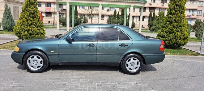 Mercedes C 220 1994, 482,000 km - 2.2 л - Yevlax
